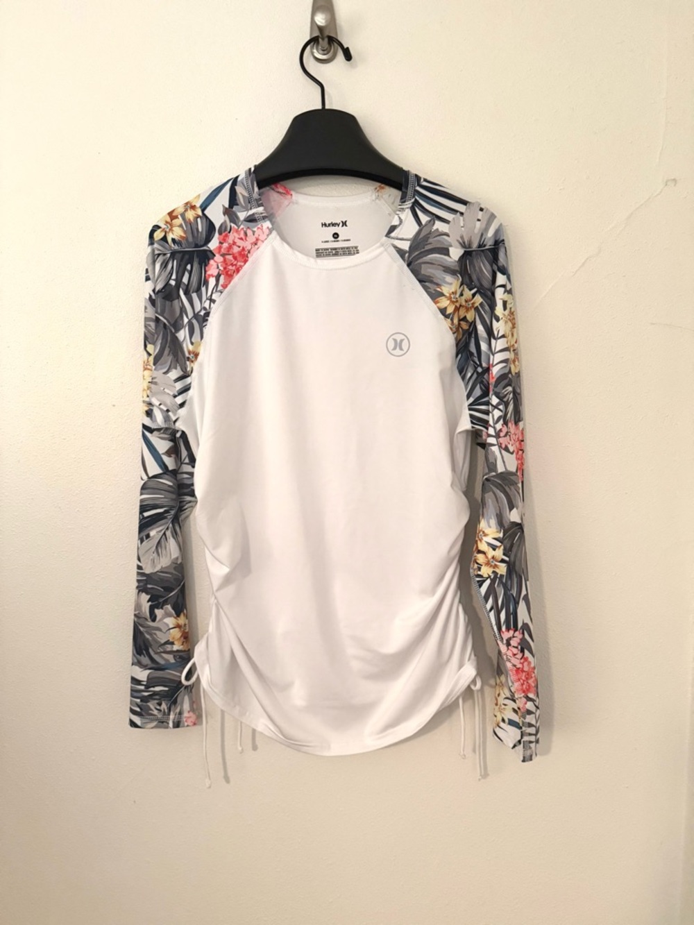 Hurley Womens XL UPF 50+ Sun Shirt Tropical Print Ruched Swim Cover Top READ*